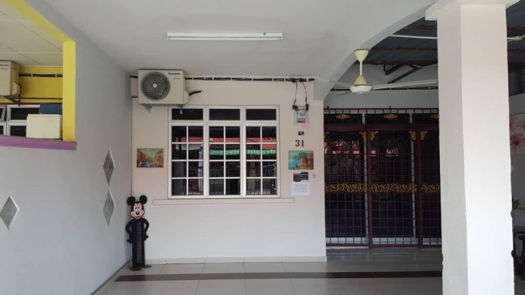 Homestay De Mitc Melaka Exteriör bild
